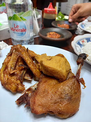 Bebek Goreng H.Slamet Cilacap