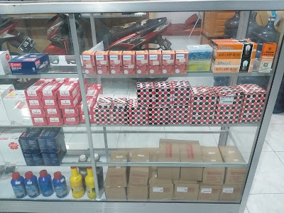 BENGKEL MOBIL, RADIATOR & SPARE PART MOLEK