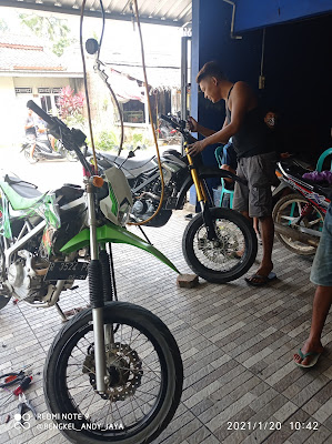 bengkel motor ANDY JAYA