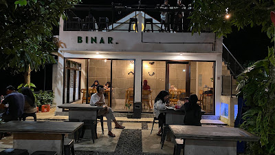 Binar Coffee & Eatery