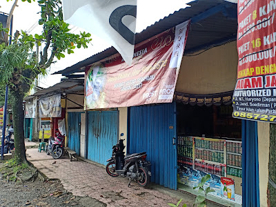 Bintang Timur (Perempatan Kedungmenjangan)