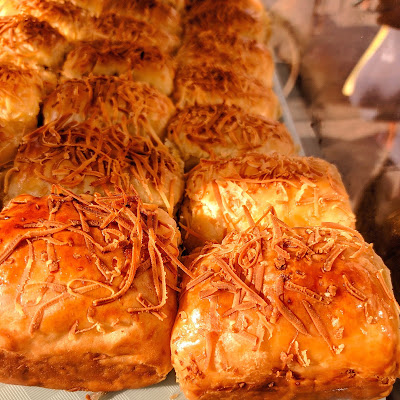 BOLEN PISANG KHAS BANDUNG " WIGUNA'S FOODS "