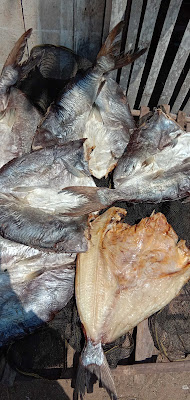 Bu Encum (Jambal Roti dan Abon Ikan Jambal Roti)
