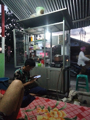 BURYAM, MIE AYAM & BAKSO GEN Z