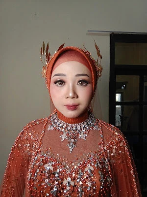 Alyoona makeup