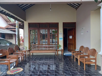 Praktik Dokter Dhea Danni Agisty