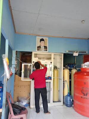 MAJU LANCAR TOKO,(depot isi ulang pak Warsito)