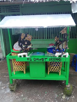 Cafe Dawet Riyan & Mie Ayam Klenyis