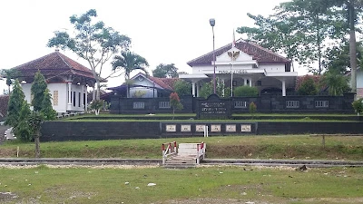 Kantor Desa Ciherang