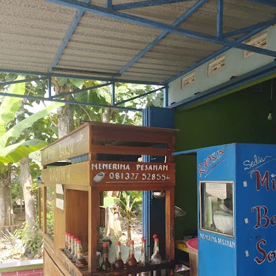KEDAI MIE AYAM H4FIZ