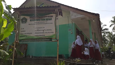 MI Karangpucung Banjarharja