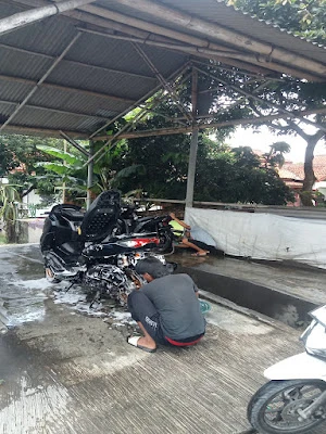 CUCIAN MOTOR & MOBIL AURA