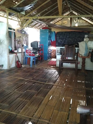 Warung Cingcin Ang Bahid