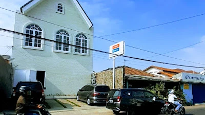 Drg HELMI HIRAWAN SpBM (Bedah Mulut Purwokerto)