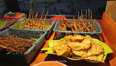 Angkringan dan wedangan " NEDHA "