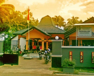 Balai Desa Karangkemiri