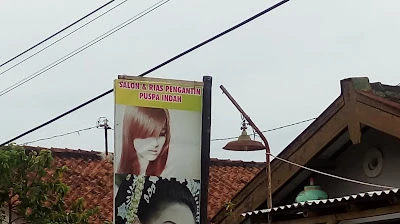 Salon & Rias Pengantin Puspa Indah