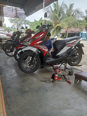 Bengkel Iqbal Motor Panisihan