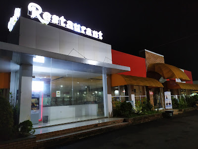 Cafe and Restaurant