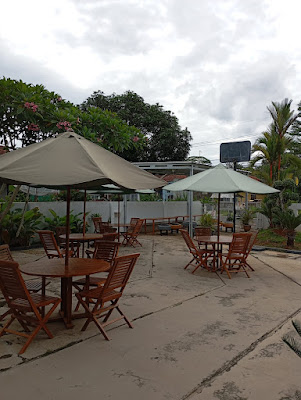 cafe ngopi heula