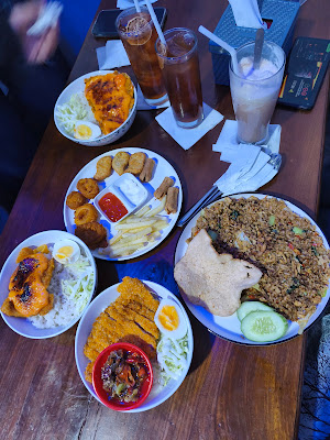 Cafe Pujasera Klumprit Cilacap