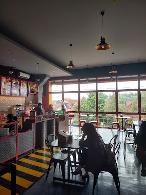 Cafe & Resto | Roda Eatery Corner