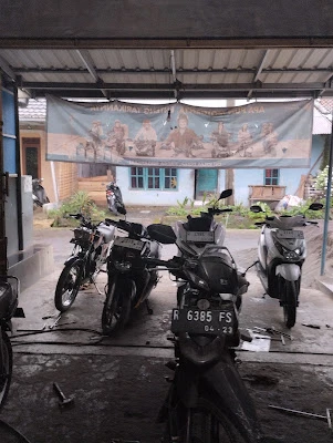 Bengkel Motor Warno Idris