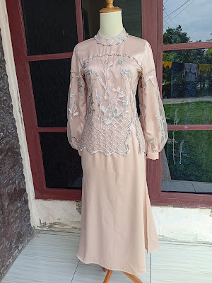 CC. SUSAN JAHIT