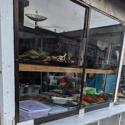 Warung Makan Bu Warti Rica-Rica
