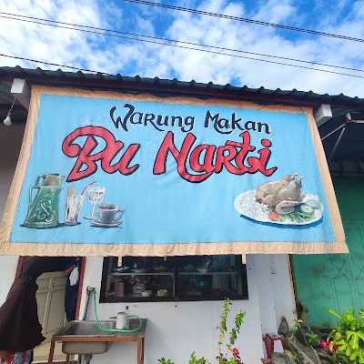 RUMAH MAKAN BUNDA