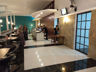 Chili Padi Resto & Coffee ( Chilli Padi restaurant & cafe )