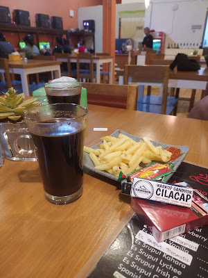 Cingire Game Center & Cafe