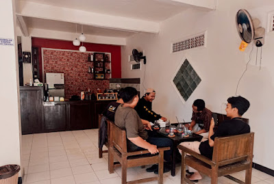 Coffee House Asri Kroya