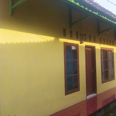 rumah tria