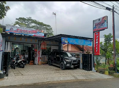 TOKO FAMILI, ATK dan Seragam Sekolah