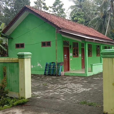 TPQ Al Maarif Kawunganten