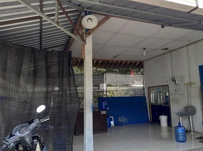 Depot Air Minum Isi Ulang "FRESH"