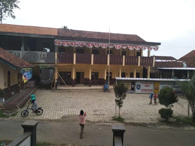 SMP Ma'had Darussa'adah