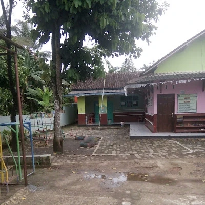 IYYAKA CIKAL Dwi Kurniasih