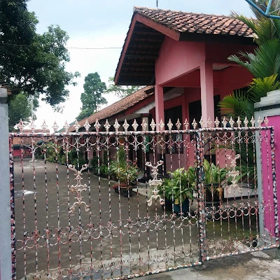 PB LIMAS TRITIH KULON