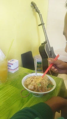 Bakso & Mie Ayam Akustik