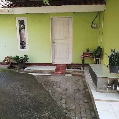 rumah kontrakan/kost ibu Jumirah