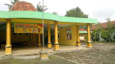 Balai Desa Losari