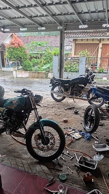 Bengkel Ayam Balap Racing Team
