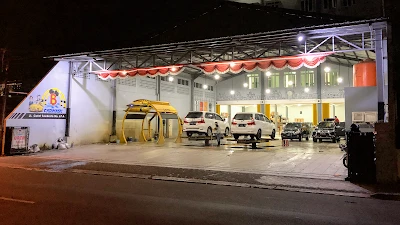 B Car Wash & Rental