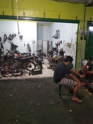 BORNEO MOTOR