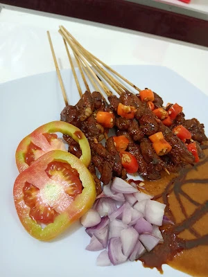 Warung Sate Bang Jarot Khas Madiun
