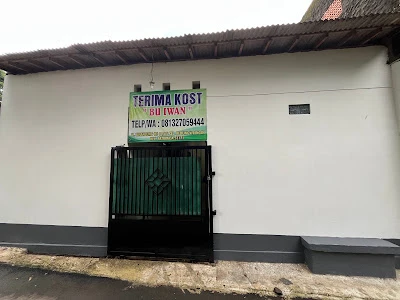 KOST BU IWAN