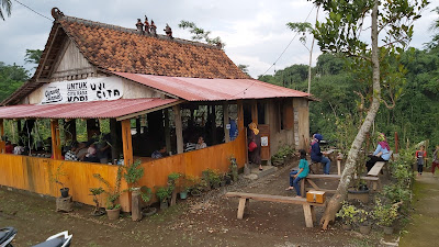D'BELL LOTS Cafe