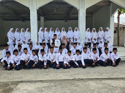 MTs Plus Al Falah Jatilawang